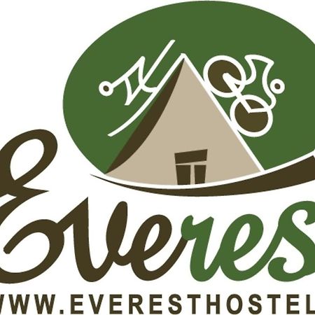 Everest Kivioli Hostel Экстерьер фото