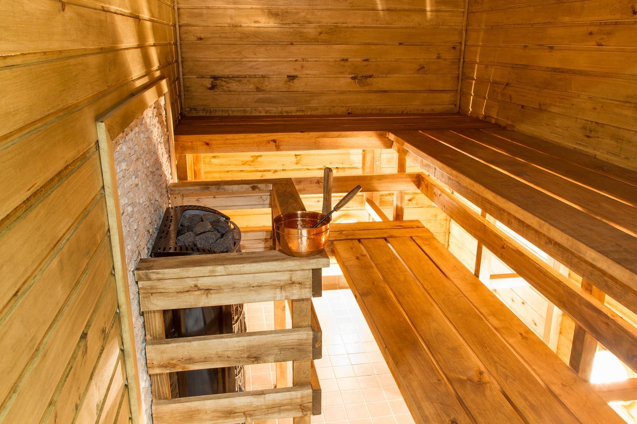 Everest Kivioli Hostel Экстерьер фото