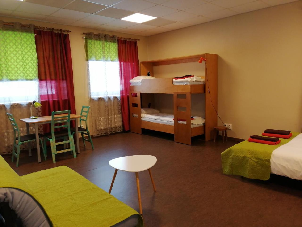 Everest Kivioli Hostel Экстерьер фото